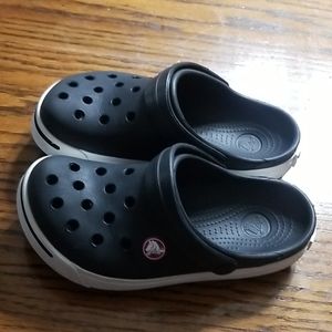 Crocs kids 12/13 barely used